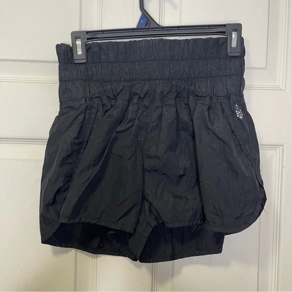 Free People Movement The Way Home Black Shorts Sz M - Picture 1 of 5